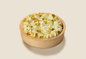 Тарт с фисташкой и малиной